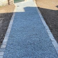 Cheminement en pavé et gravier à Rouen